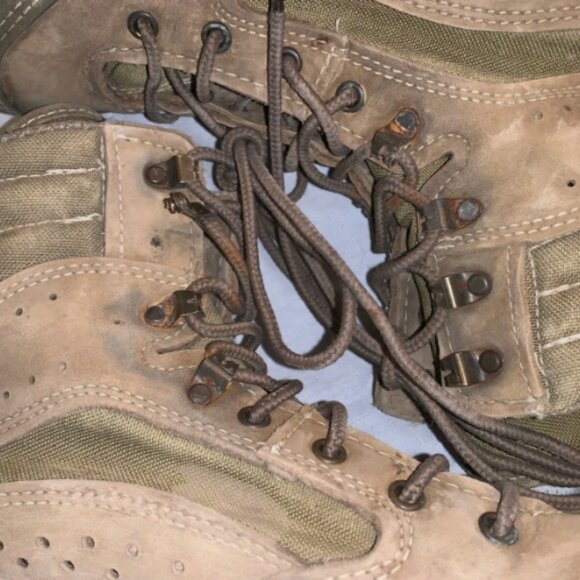 BATES E03612C OLIVE & COYOTE MCB sz7R MOUNTAIN COMBAT HIKER BOOTS KD 00875 main image 11